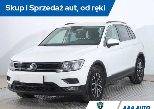 Volkswagen Tiguan cena 93000 przebieg: 154162, rok produkcji 2019 z Stąporków małe 254